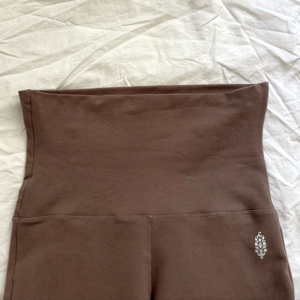 Free People Movement So Simple Pedal Pusher Leggings in Tan Size XS - Picture 13 of 13